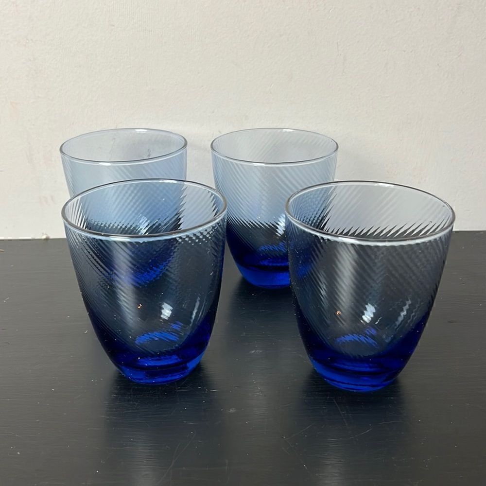 Williams Sonoma Aerin colored swirl tumbler